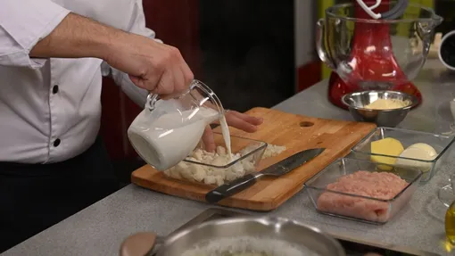 куриная котлета с картофельным пюре куриная котлета с картофельным пюре