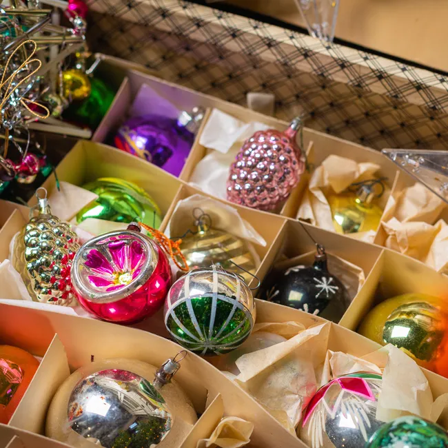 От Вифлеемской звезды до кукурузы Хрущёва — вспоминаем, как раньше наряжали ёлку и показываем любимые игрушки