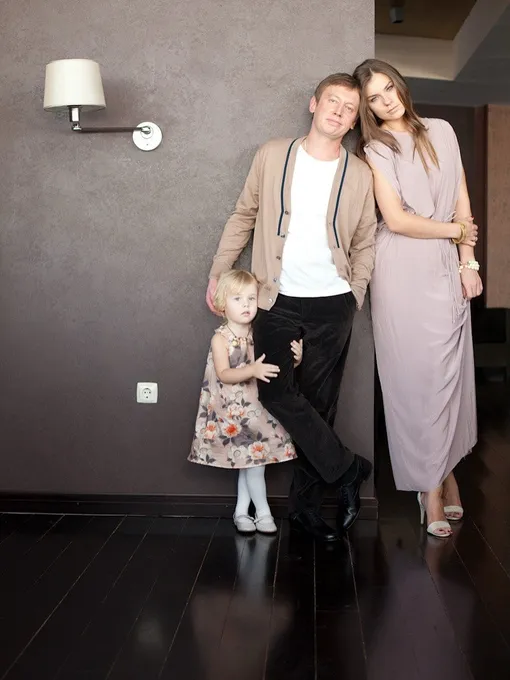 Михаил Трухин со второй женой Анной и дочерью Софьей. Архивное фото