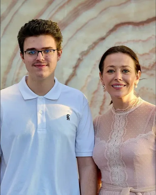 Екатерина Волкова с сыном Богданом