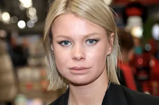 Личное счастье Жени Осиповой. Почему пропала с экранов «Доярка из Хацапетовки»