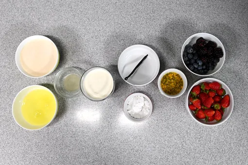 Ингредиенты для десерта Павлова Ингредиенты для десерта Павлова