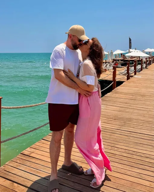 Анфиса Чехова и Александр Златопольский Анфиса Чехова и Александр Златопольский