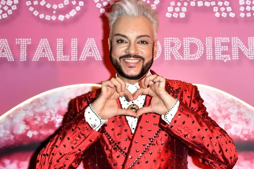 «Стоит, как пара однушек в Бутово»: Филипп Киркоров показал новую сумку «Стоит, как пара однушек в Бутово»: Филипп Киркоров показал новую сумку