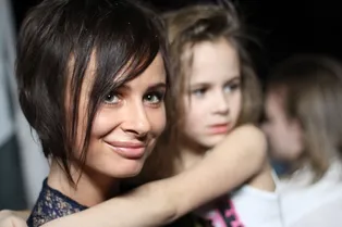 Солнышко в руках: 7 фактов о Саше Зверевой: которая вышла замуж за американца