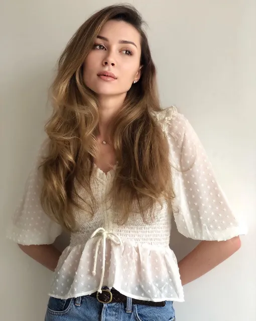 Анна Заворотнюк фото