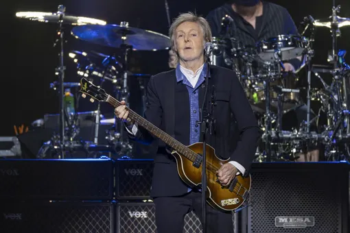 «Это было сравнимо с убийством Кеннеди»: Пол Маккартни вспомнил последний разговор с Джоном Ленноном перед его смертью «Это было сравнимо с убийством Кеннеди»: Пол Маккартни вспомнил последний разговор с Джоном Ленноном перед его смертью