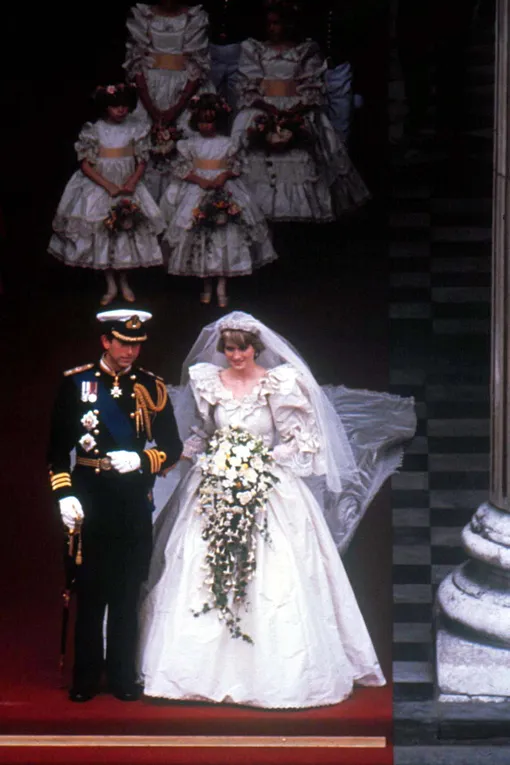 Диана изменила свой возраст ради первой работы за два года до того, как стала женой принца Чарльза Диана изменила свой возраст ради первой работы за два года до того, как стала женой принца Чарльза