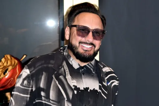 «Горько молодым!» Родители Стаса Михайлова отметили бриллиантовую свадьбу «Горько молодым!» Родители Стаса Михайлова отметили бриллиантовую свадьбу