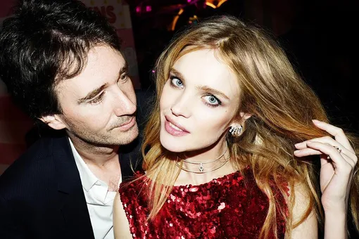 Многодетная мама Наталья Водянова поддерживает форму с помощью йоги