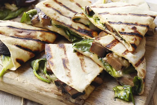 Кесадилья с овощной начинкой