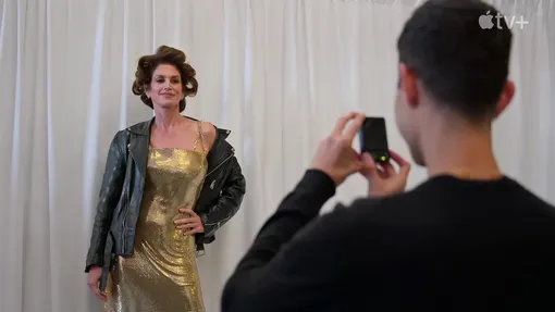 Синди Кроуфорд для съемок в сериале «Супермодели»