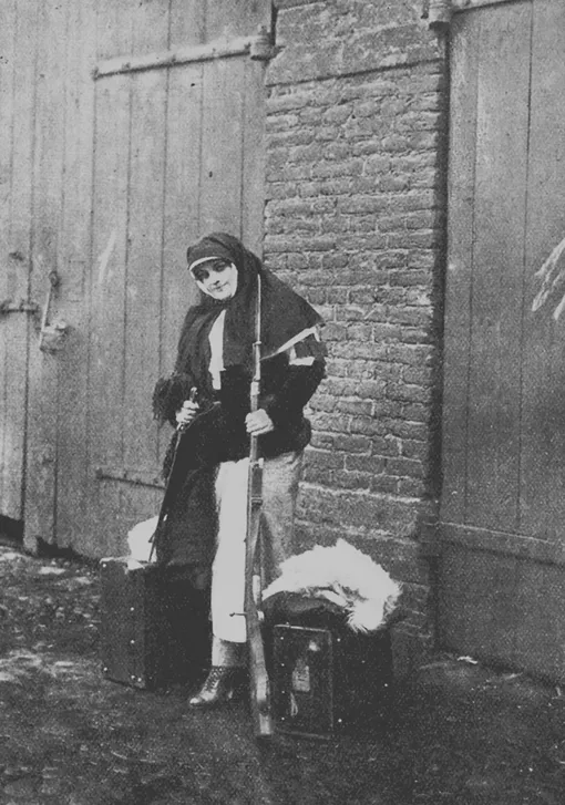 Тэффи после возвращения с фронта Тэффи после возвращения с фронта