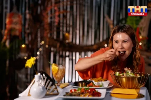 Скандалы, глина и «цепочка предательства»: кто ушёл в 10-м выпуске шоу «Звёзды в джунглях» Скандалы, глина и «цепочка предательства»: кто ушёл в 10-м выпуске шоу «Звёзды в джунглях»