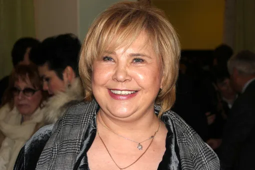 «Какая красавица!» 26-летняя дочь Татьяны Догилевой позирует в атласном белье «Какая красавица!» 26-летняя дочь Татьяны Догилевой позирует в атласном белье