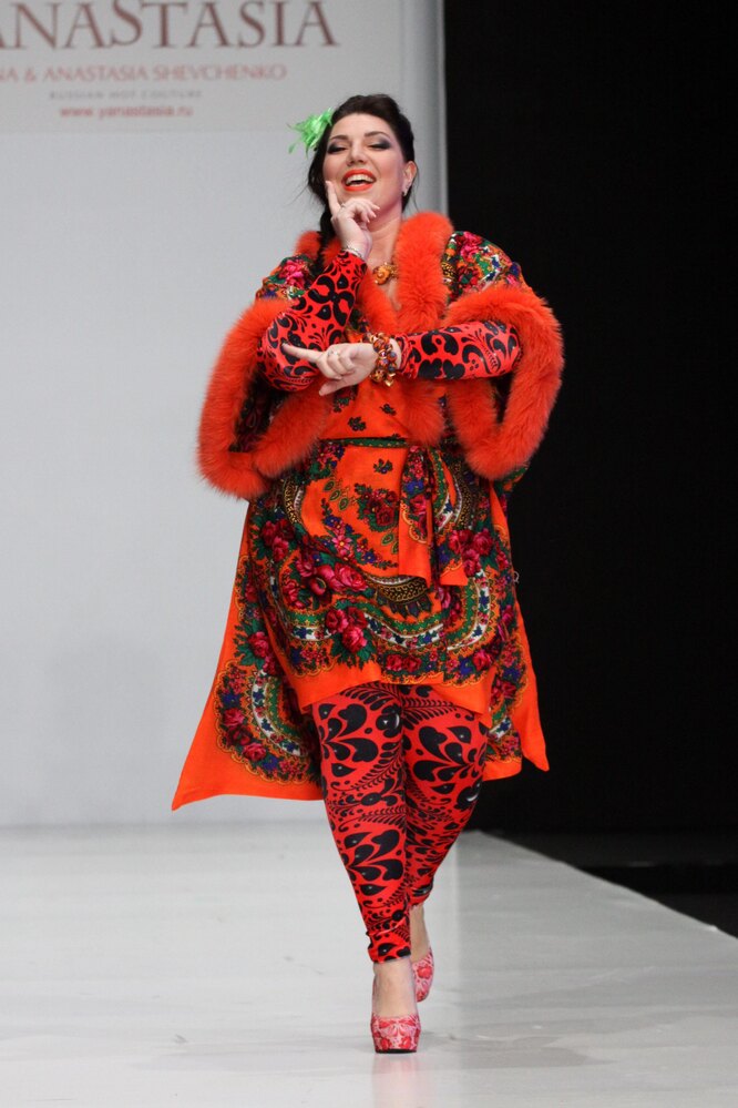 Лесби бастықпен порно