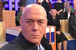 В Москве, находясь за рулём мотоцикла, умер журналист Сергей Доренко