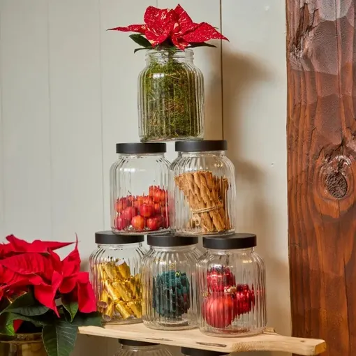 Кухня с праздничной атмосферой