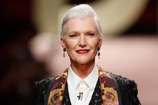 Как вырастить миллионера: Мэй Маск поделилась секретами воспитания детей