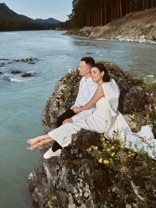 Ирена Понарошку и Руслан Годизов на Алтае в годовщину брака