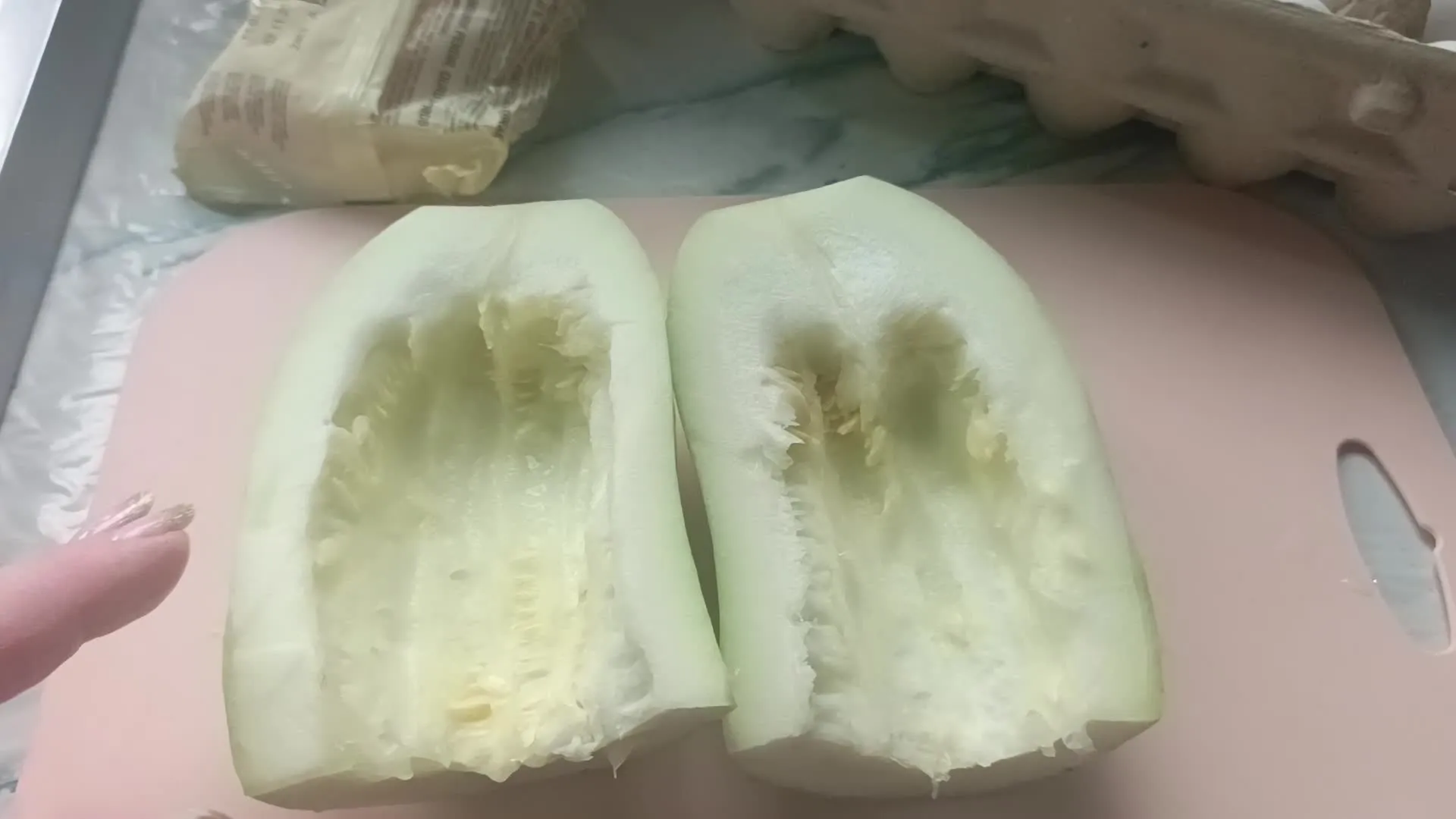 Нажми и смотри
