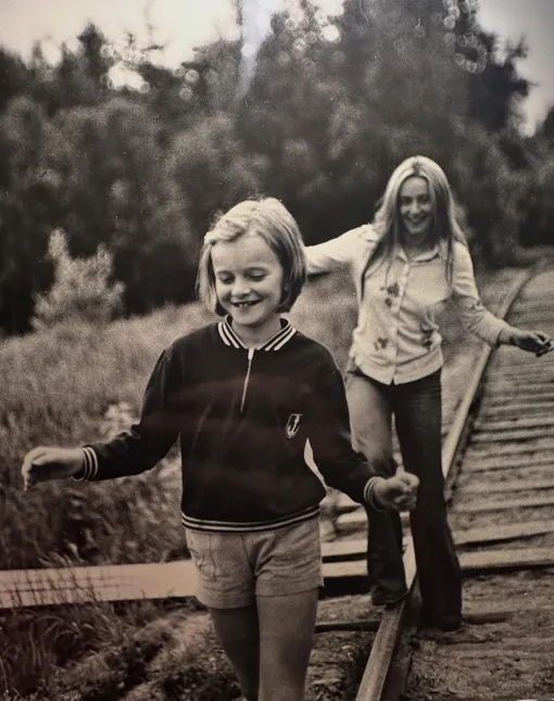 Маргарита Терехова с дочерью Анной. Архивное фото