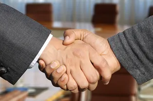 Красивые цитаты про уважение: 70 мудрых фраз об уважительном отношении к близким Красивые цитаты про уважение: 70 мудрых фраз об уважительном отношении к близким