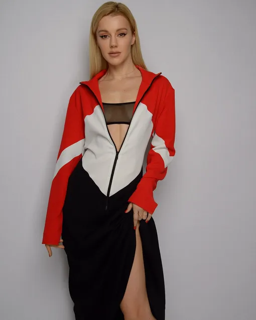 Юлианна Караулова Юлианна Караулова