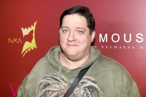 «Полицейскому с Рублёвки светлая память»: друзья и коллеги Романа Попова делятся воспоминаниями об актёре «Полицейскому с Рублёвки светлая память»: друзья и коллеги Романа Попова делятся воспоминаниями об актёре