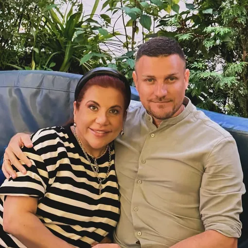 Марина Федункив поздравила мужа Марина Федункив поздравила мужа