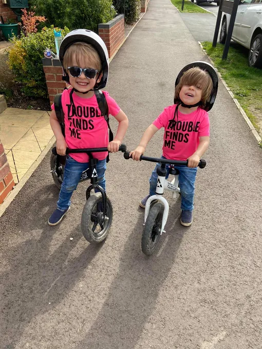 Эдуардо и Эзра