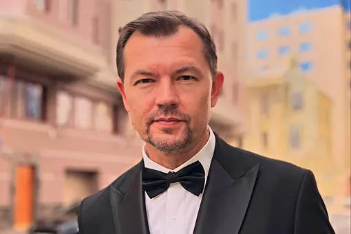 «Замечательная пара»: свадебные фото Алексея Фатеева со второй женой впечатлили поклонников «Замечательная пара»: свадебные фото Алексея Фатеева со второй женой впечатлили поклонников