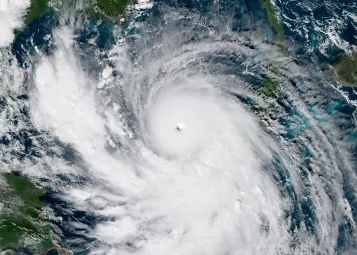 Ураган «Мелисса». Фото сверху