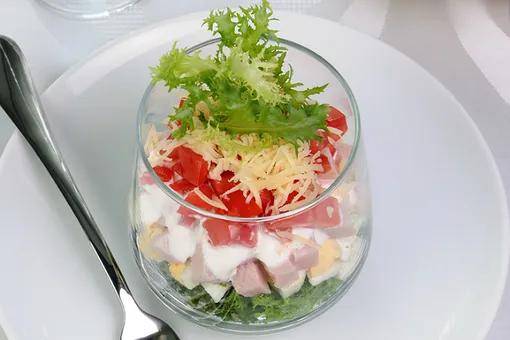 Салат для праздничного стола «Восторг» Салат для праздничного стола «Восторг»