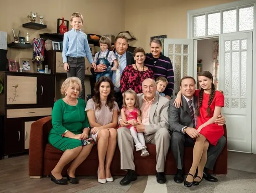 Актриса Анна Фролорвцева сыграла в сериале Галину Николаевну Воронину