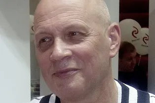 Умер российский писатель-фантаст Василий Головачёв