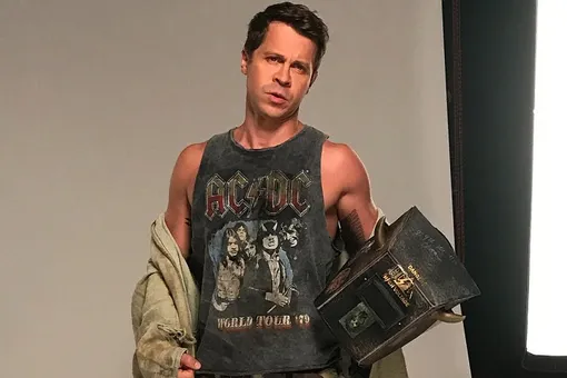 «Папина дочка»: Павел Деревянко опубликовал фото с восьмилетней Варварой