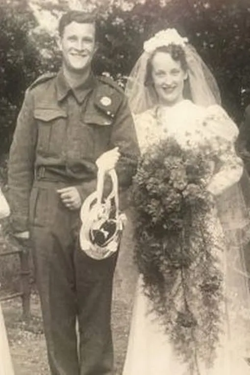 Гвен с мужем свадьба 40-х годов