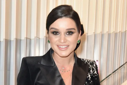 «Сестренка плачет, скучает по тебе»: Ксения Бородина поздравила дочь с 12-летием «Сестренка плачет, скучает по тебе»: Ксения Бородина поздравила дочь с 12-летием