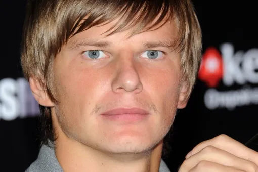 «Каждый день думаю о нем»: как живет экс-жена Андрея Аршавина после развода «Каждый день думаю о нем»: как живет экс-жена Андрея Аршавина после развода