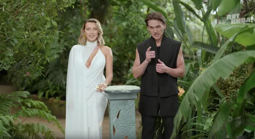 Регина Тодоренко и Влад Топалов рассказывают об изменениях в жизни участников шоу Регина Тодоренко и Влад Топалов рассказывают об изменениях в жизни участников шоу