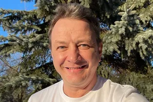 «Прорабатывал план, как сексуальный маньяк»: Марат Башаров поделился подробностями знакомства с невестой