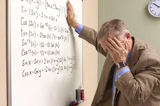 Многие российские учителя не сдали экзамены на уровень компетентности Многие российские учителя не сдали экзамены на уровень компетентности