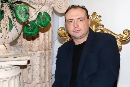 «Плакал на коленях»: как Марк Горонок ради денег «похоронил» живую жену и дочь