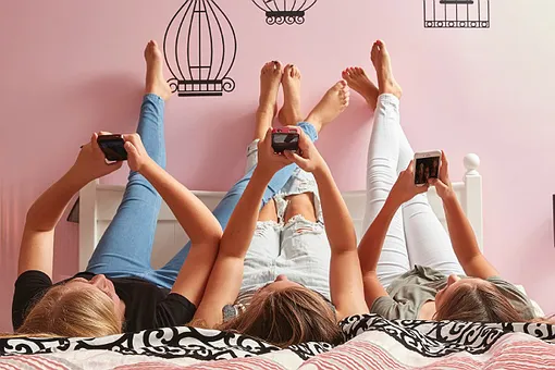 Чем опасны в постели планшеты, телефоны и другие гаджеты