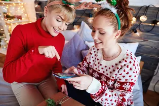 9 семейных игр, которые не дадут заскучать в новогоднюю ночь