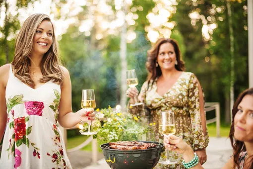 В моде коттеджкор и оверсайз: эксперт рассказал о главных трендах в дизайне садового участка В моде коттеджкор и оверсайз: эксперт рассказал о главных трендах в дизайне садового участка