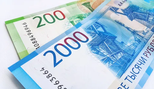 Кому повысят зарплату с 1 октября 2025 года: доходы вырастут у 2,5 млн россиян