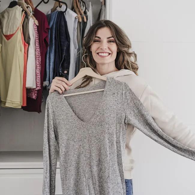 Штанга, полки или ящик: как организовать шкаф внутри, чтобы всё поместилось? Советы профессионалов