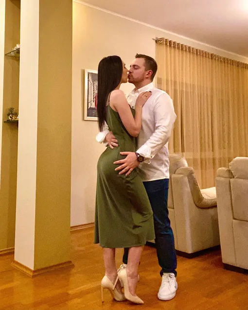 Соня Кей и Олег Петров Соня Кей и Олег Петров